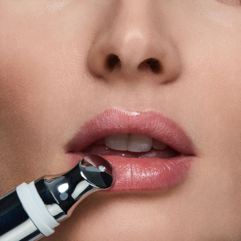 Stila | Plush & Plump Lip Blurring Serum | Suero Labial Serum