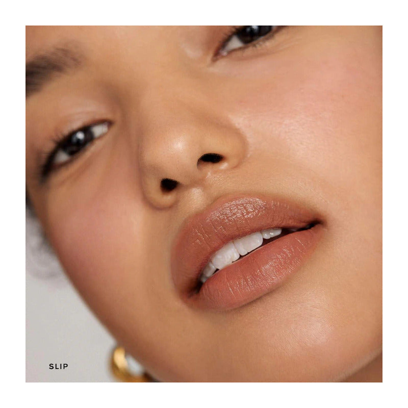 Merit | Signature Lip | Labial En Barra Slip