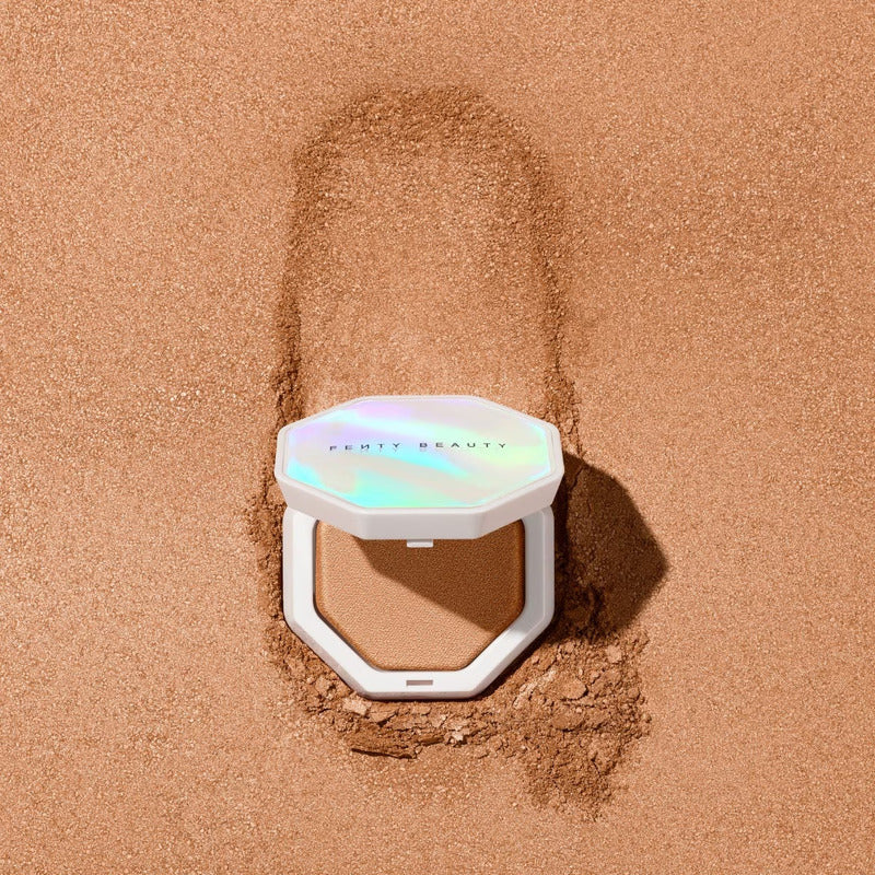 Fenty Beauty | Demi Glow Highlighter | |luminador En Polvo