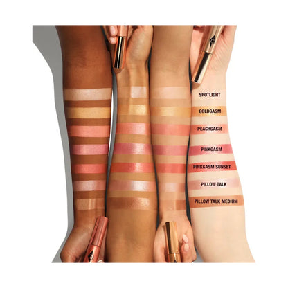 Charlotte Tilbury | Glowgasm | Rubor Iluminador Líquido Peachgasm