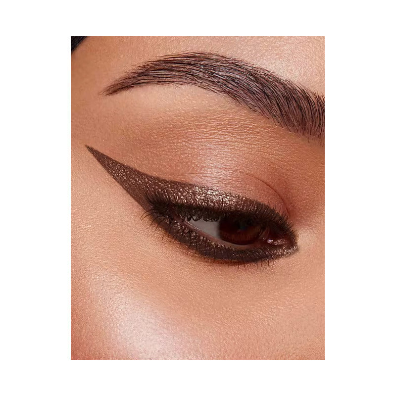 Kylie | Kyliner Gel Eyeliner Pencil | Delineador De Ojos