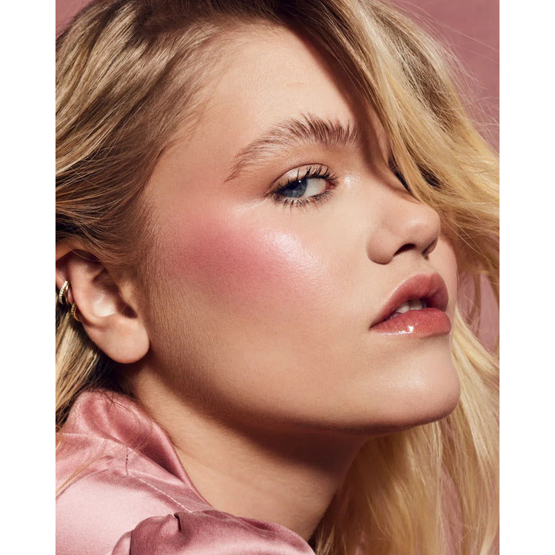 Fenty Beauty | Cheeks Suede Powder Blush | Rubor En Polvo Tutu Turn
