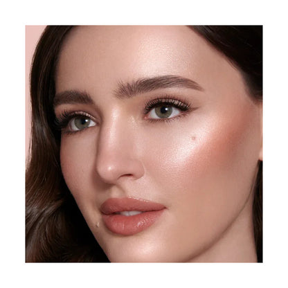 Charlotte Tilbury | Glowgasm | Rubor Iluminador Líquido Peachgasm