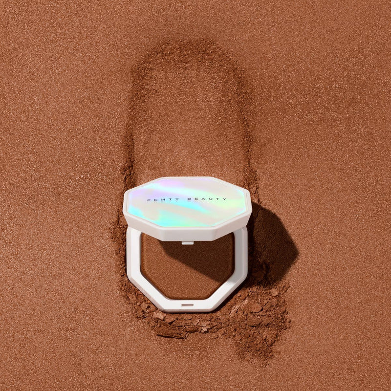 Fenty Beauty | Demi Glow Highlighter | |luminador En Polvo