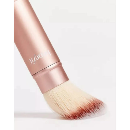 Benefit | Multitasking Retractable Brush | Brocha Retractil Rosa