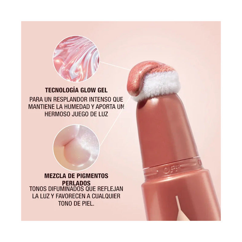 Charlotte Tilbury | Glowgasm | Rubor Iluminador Líquido Peachgasm